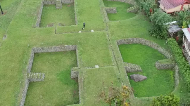 Cultura-Complejo-Arquitectónico-Tulipe