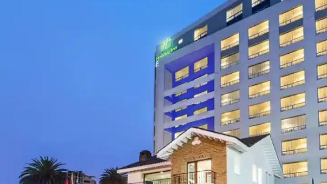 EXTERIOR-HOTEL-HOLIDAY-INN-EXPRESS
