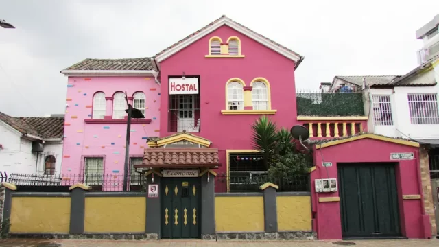 new_world_hostal_web