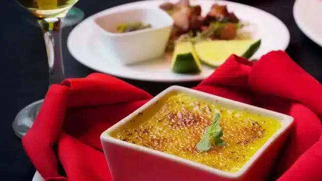 Quito Travel: n | Visit Quito