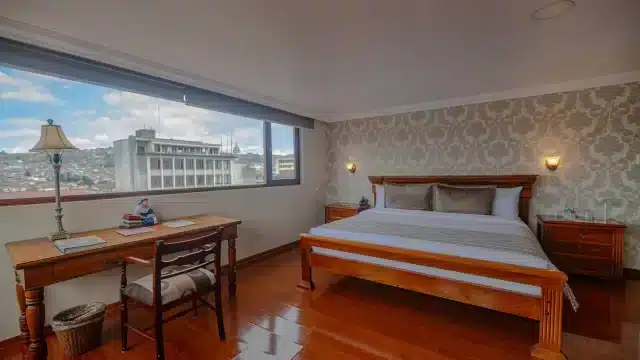Quito Travel: ZDS | Visit Quito