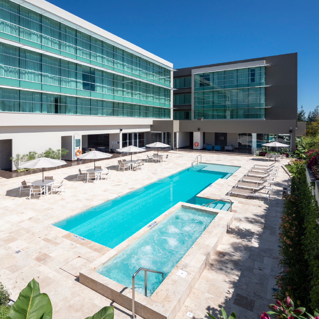 HolidayInn-2